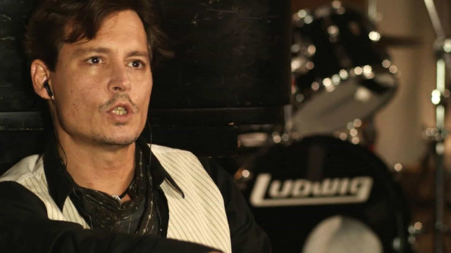 Johnny Depp afirma estar sofrendo boicote de Hollywood
