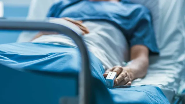 
                    Mulher denuncia ter sofrido abuso sexual ao sair de coma em UTI de SP
                