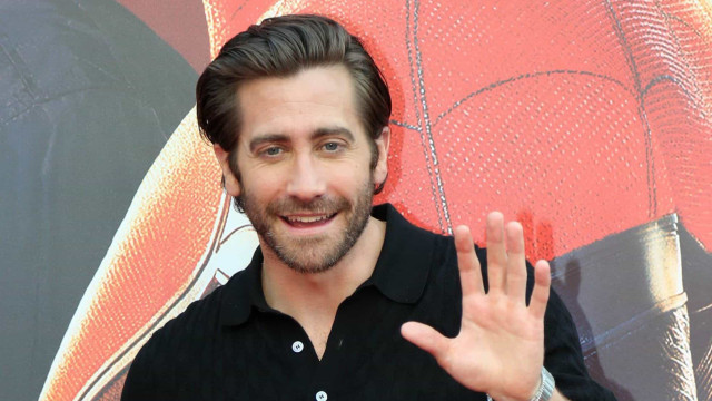 Jake Gyllenhaal dispara: "Cada vez mais acho o banho menos necessário"