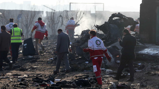 Vídeo mostra o momento em que avião ucraniano foi atingido por míssil