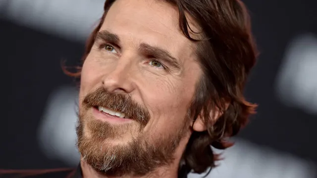 Christian Bale abre vila de acolhimento familiar de 11 mil metros quadrados na Califórnia