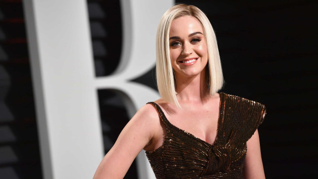Katy Perry tem emails vazados em que xinga homônima de 'vagabunda idiota'