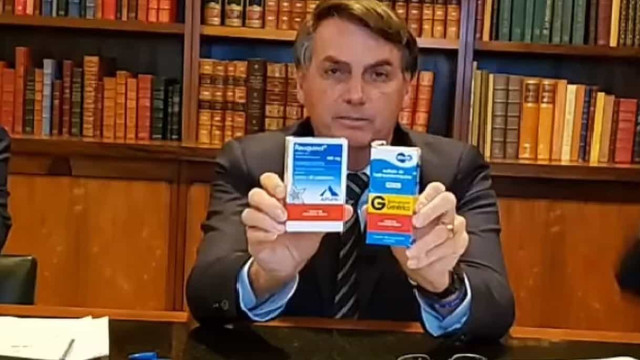 Bolsonaro reconhece que não existe remédio com eficácia comprovada