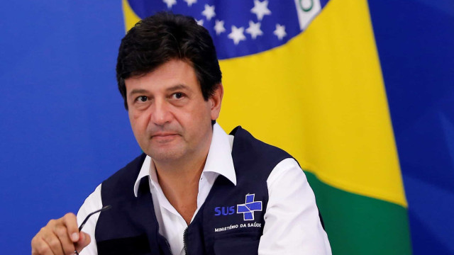 Demissão de Mandetta por Bolsonaro é reprovada por 64%