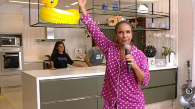 Carnaval da covid tem lives, reprises e 'apuração fake'