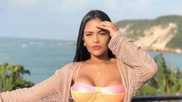 (FOLHAPRESS) - A cantora e ex-BBB Flay, que par
