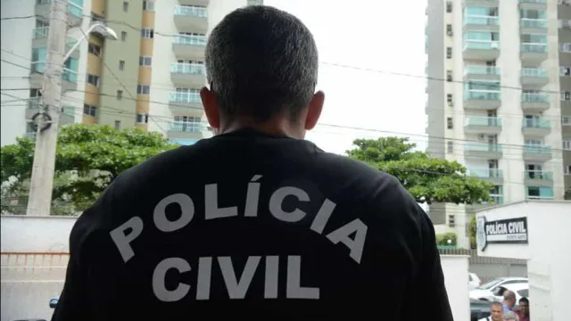 
                    Milícia que movimentou R$ 25 milhões no Rio é alvo de operação
                