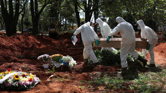 País vê média de mortes acima de mil há 32 dias, maior período da pandemia