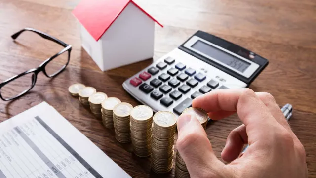 
                    Se foi demitido ou teve um acidente, veja como se preparar para imprevistos financeiros
                