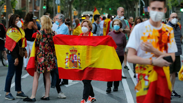 Covid-19. Espanha com 4.372 novos casos e 214 mortes em 24 horas