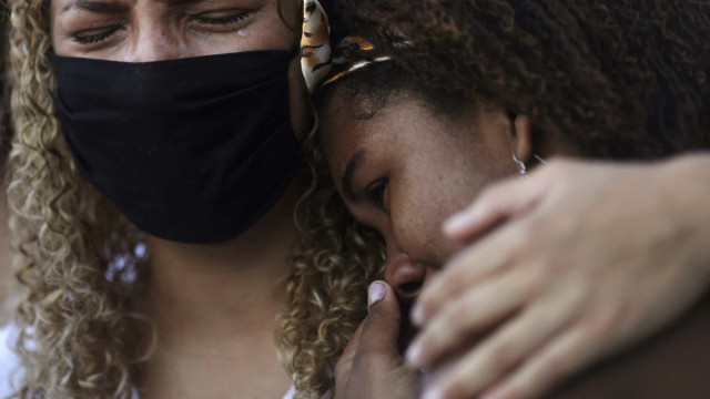 Ministério da Saúde lamenta em nota oficial 200 mil mortes pela covid-19