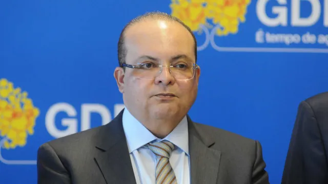 (FOLHAPRESS) - O caso Master levou ao isolament