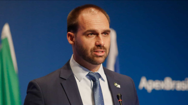 Israel quer teste de spray contra Covid no Brasil porque país é miscigenado, diz Eduardo Bolsonaro