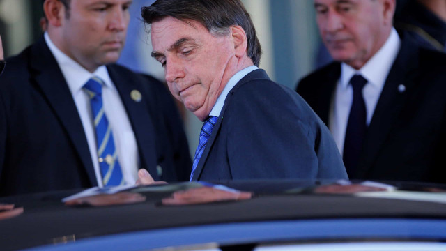 Bolsonaro passa por exames médicos em Brasília