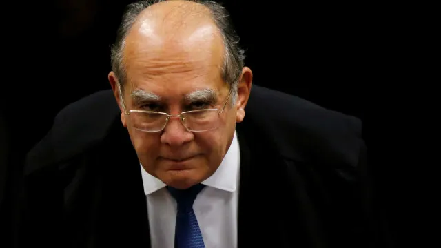 
                    Gilmar Mendes vota para derrubar lei que proíbe cotas raciais em universidades de SC
                