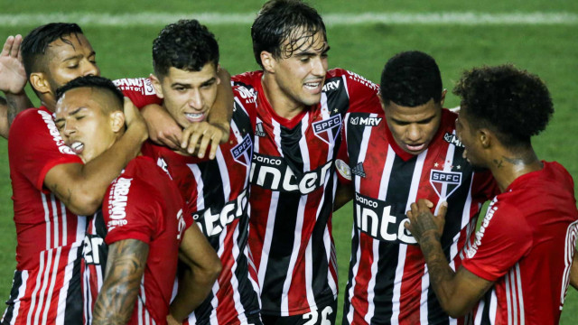São Paulo faz nova tentativa de reagir e voltar à briga pelo título do Campeonato Brasileiro