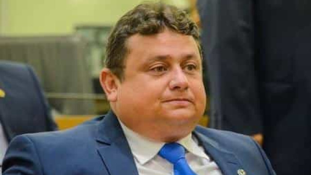 'Corrupção deve ser praticada', diz candidato em debate na Paraíba