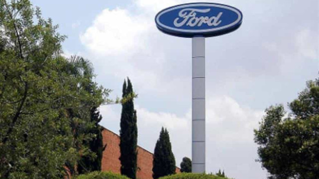Após liminares vetarem demissões, MPT espera que Ford negocie saída do país