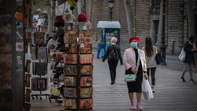 Espanha reporta 16.716 novos casos de Covid-19 e mais 247 mortes