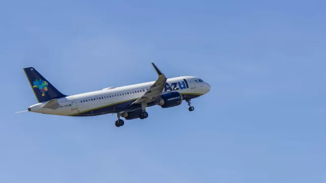 
                    Voo da Azul para os EUA retorna a Campinas (SP) por 'questões técnicas'
                