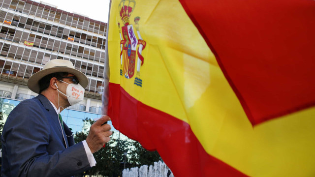 Espanha fará cadastro de quem recusar vacina contra Covid-19