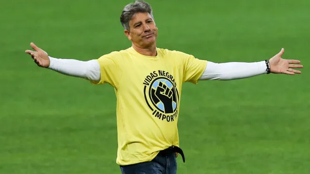 Após demitir Luís Castro, Grêmio chega a acordo para volta de Renato Gaúcho