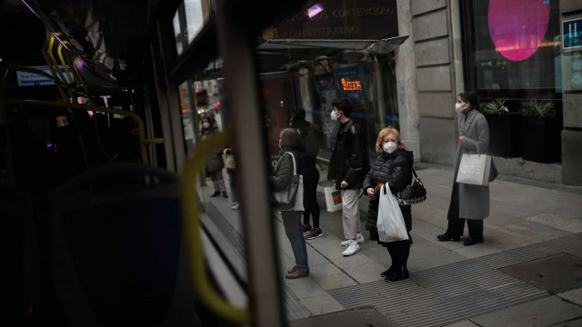 Espanha notifica mais 181 mortes e 12.131 novos casos no último dia