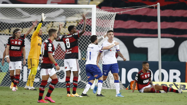 Ramirez é afastado após acusação de racismo; presidente do Bahia liga para Gerson