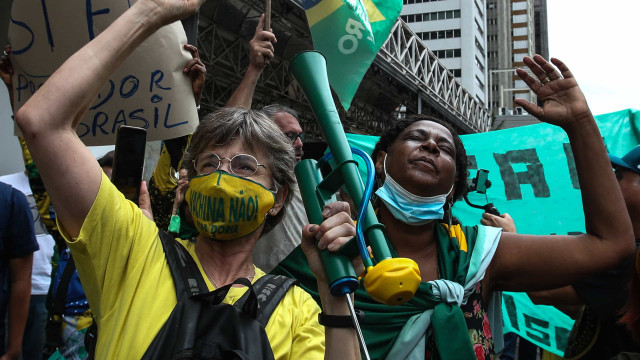 Brasil passa os 200 mil óbitos no total, com mais 1.524 mortes em 24h