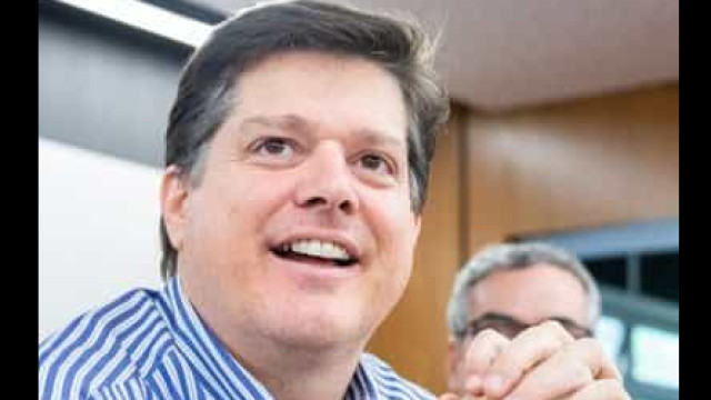Rossi oficializa candidatura à presidência da Câmara e defende vacina universal