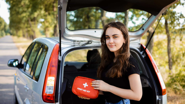Vai viajar? Itens essenciais que você deve ter no carro