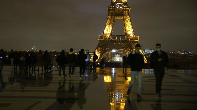 França notifica 21 mil novos casos e aproxima-se dos 70 mil óbitos