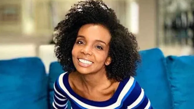 
                    Thelma Assis reaparece nas redes após vitória em processo contra Rodrigo Branco
                
