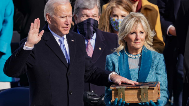 Joe Biden toma posse como 46º presidente dos Estados Unidos