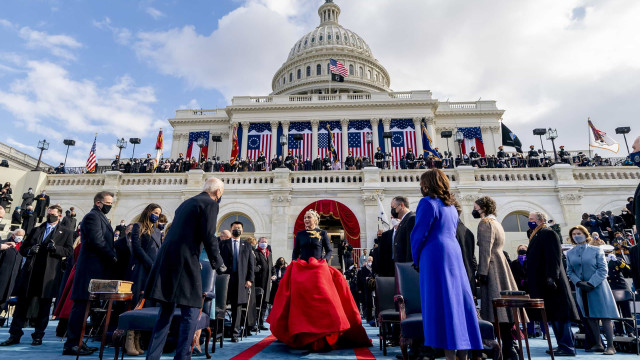 Lady Gaga chama Joe Biden e Kamala Harris de seus "heróis"