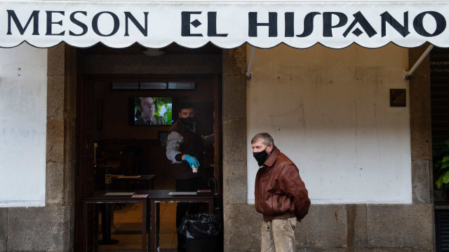 Covid-19: Espanha registra 40.285 novos casos e 492 mortes