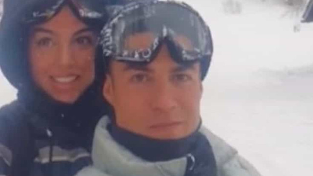 Cristiano Ronaldo viaja com esposa e pode ser multado por quebrar o isolamento