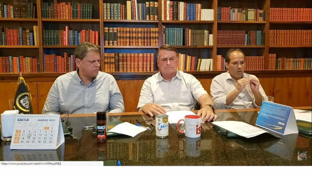 Bolsonaro: líderes evangélicos que pediram impeachment são de esquerda