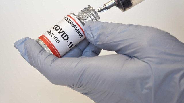 Covid-19: Anvisa libera testes clínicos para duas novas vacinas