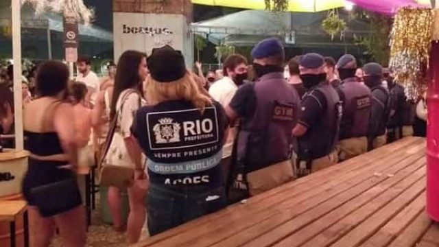 Rio interdita 14 estabelecimentos por irregularidades no carnaval