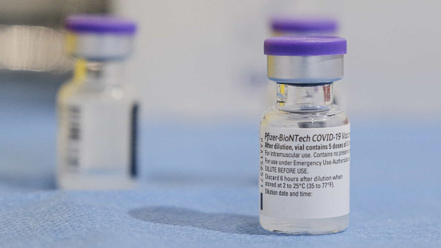 Saúde distribui 1,12 milhão de vacinas da Pfizer a partir de hoje
