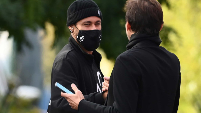 Diretor do PSG, Leonardo revela que a renovação de Neymar está bem encaminhada