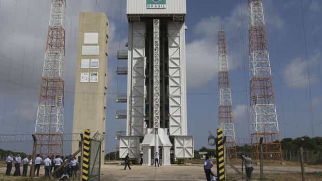 Base de Alcântara fecha primeiras parcerias para lançamento de satélites