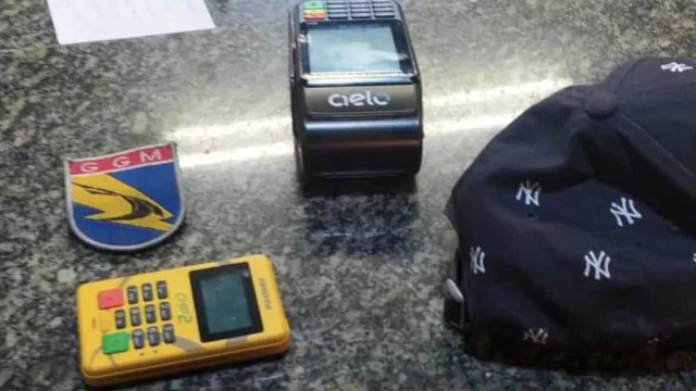 Criminosos aplicam 'golpe da 3ª dose' para clonar célula
