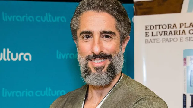 
                    Marcos Mion admite ter mudado personalidade após críticas de 'haters'
                