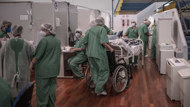 Brasil tem 12,6 mil novas infecções por covid-19 em 24h