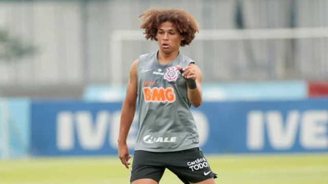 CBF atende pedido do Corinthians e desconvoca o lateral Guilherme Biro