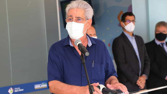 Com prefeito defensor de cloroquina, Uberlândia enfrenta alta de casos e ocupação de 100% dos leitos