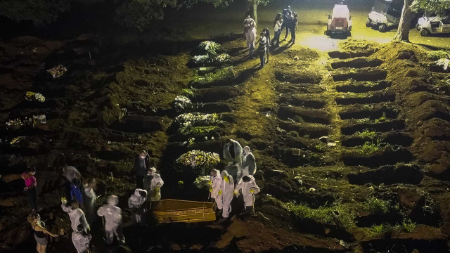 Prefeitura interrompe enterros noturnos na cidade de São Paulo