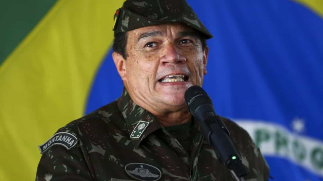 Bolsonaro escolhe general Paulo Sérgio para comandar Exército